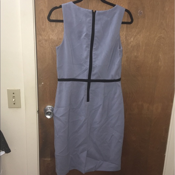 The limited blue and black dress - Picture 4 of 5